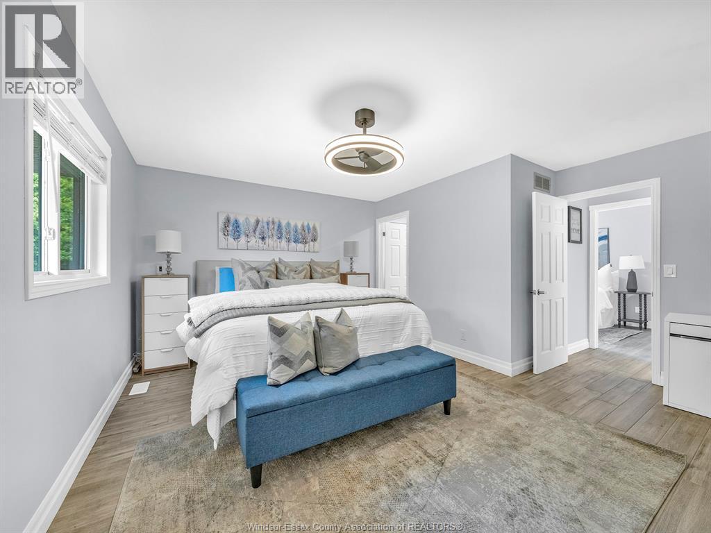 Photo 18 of 847 Lawndale Avenue, Kingsville ON