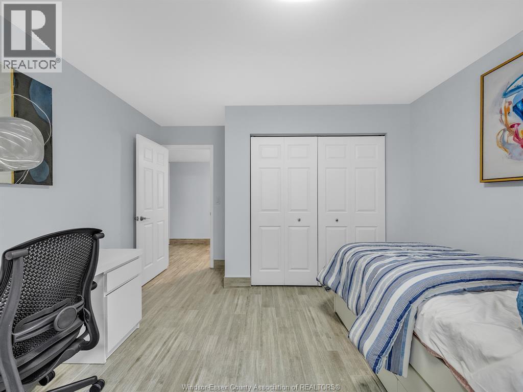Photo 28 of 847 Lawndale Avenue, Kingsville ON