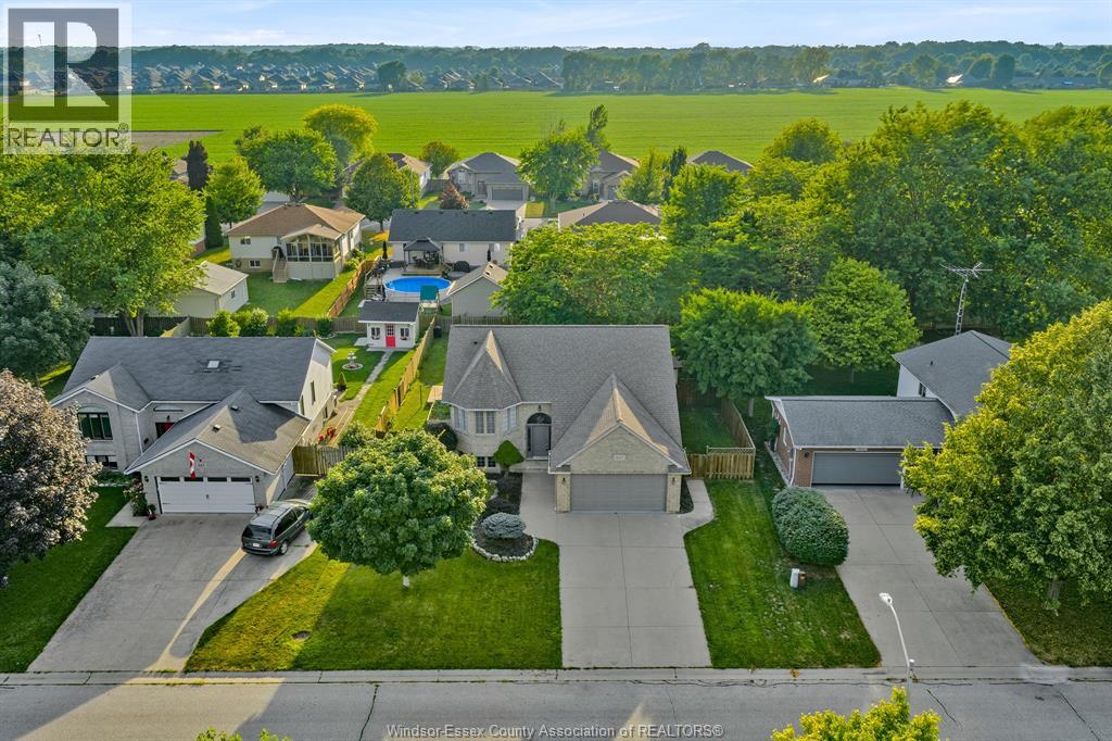 Photo 41 of 847 Lawndale Avenue, Kingsville ON