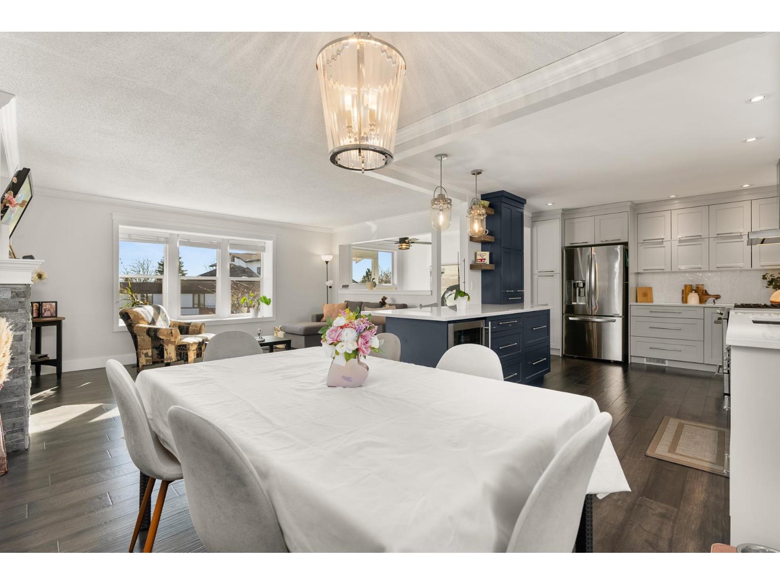 Photo 11 of 34643 St Matthews Way, Abbotsford BC