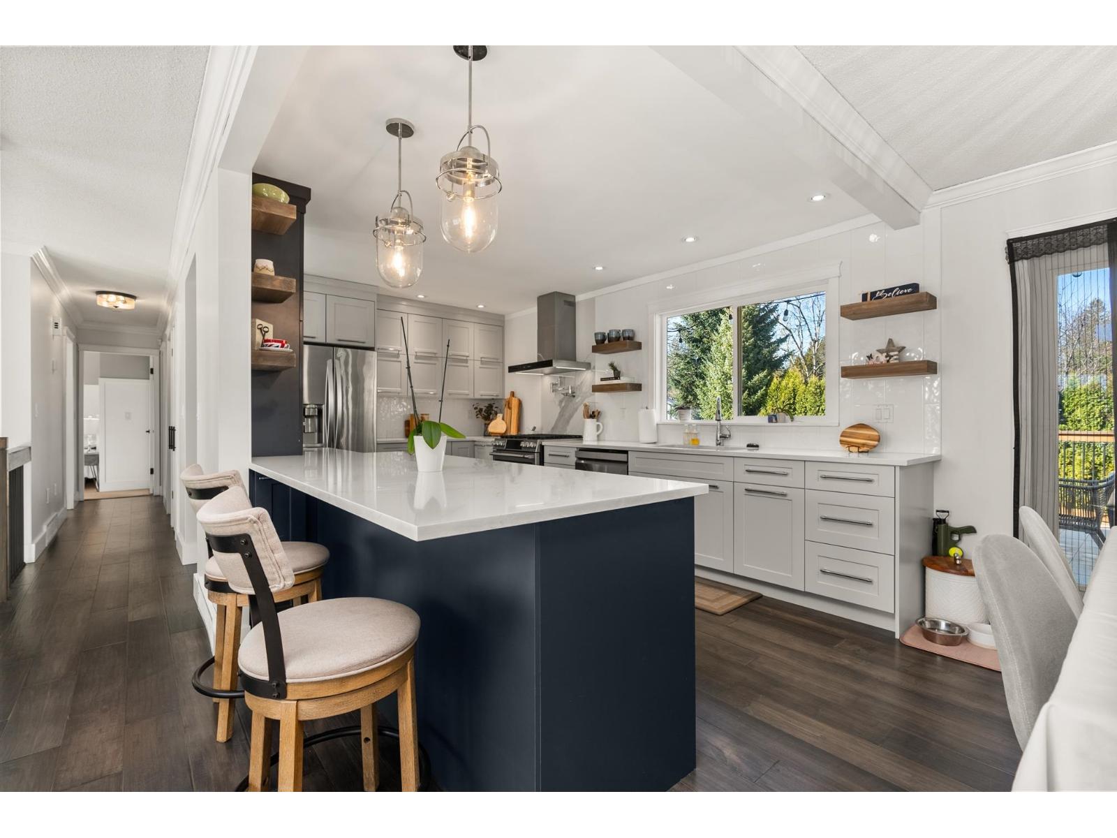 Photo 12 of 34643 St Matthews Way, Abbotsford BC