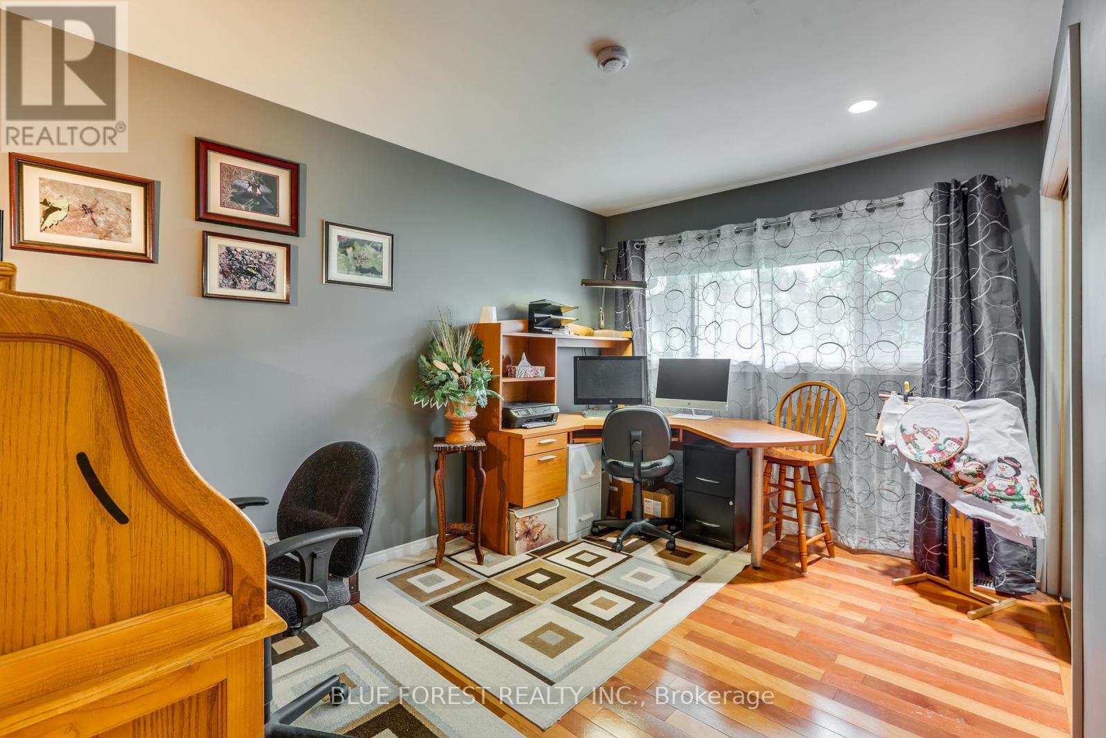 Photo 17 of 186 Crampton Drive, Thames Centre ON