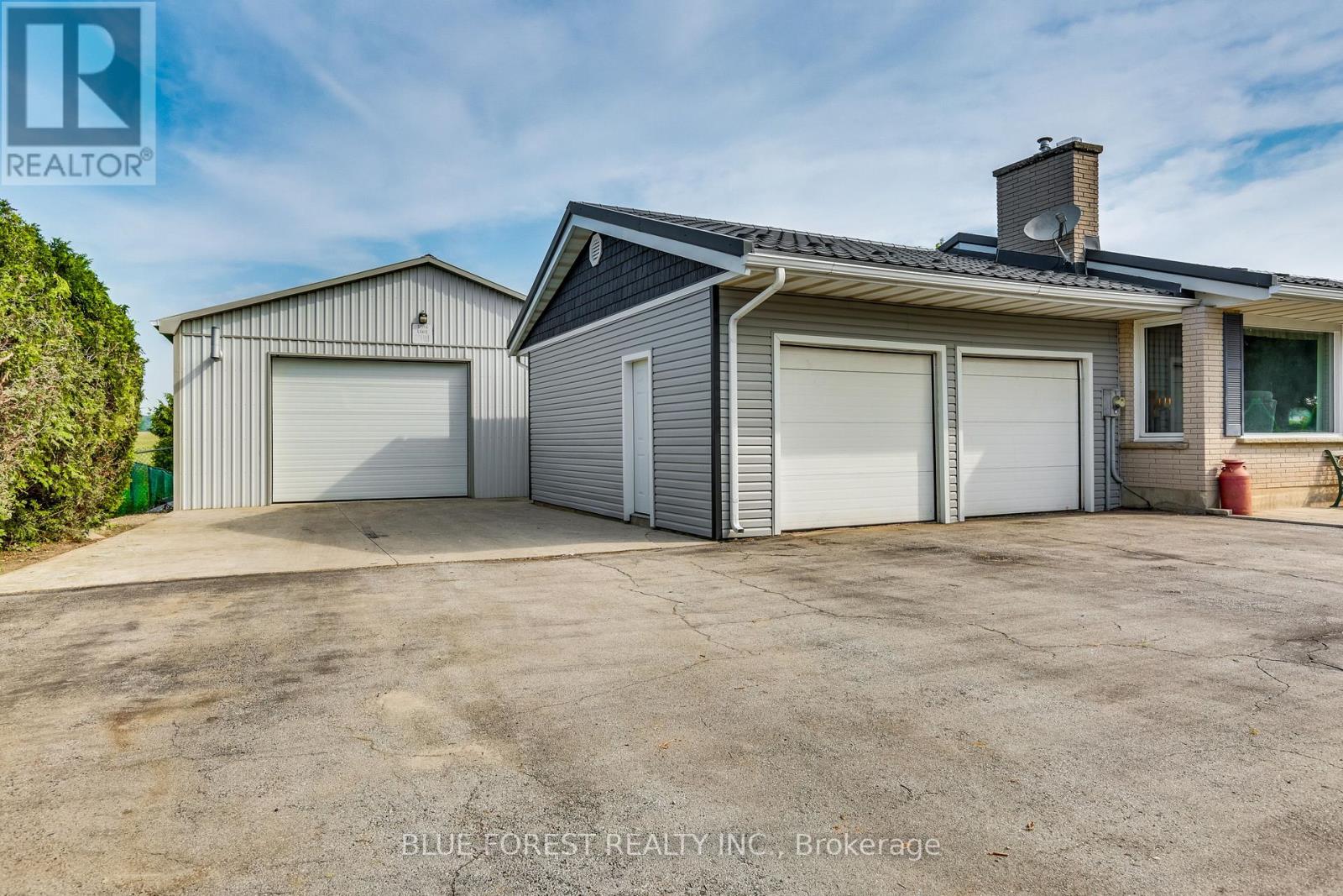 Photo 30 of 186 Crampton Drive, Thames Centre ON