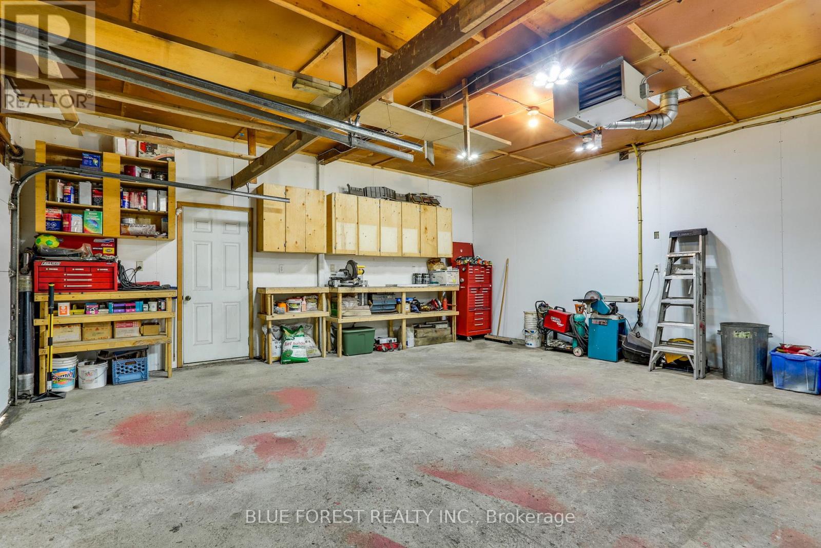 Photo 34 of 186 Crampton Drive, Thames Centre ON