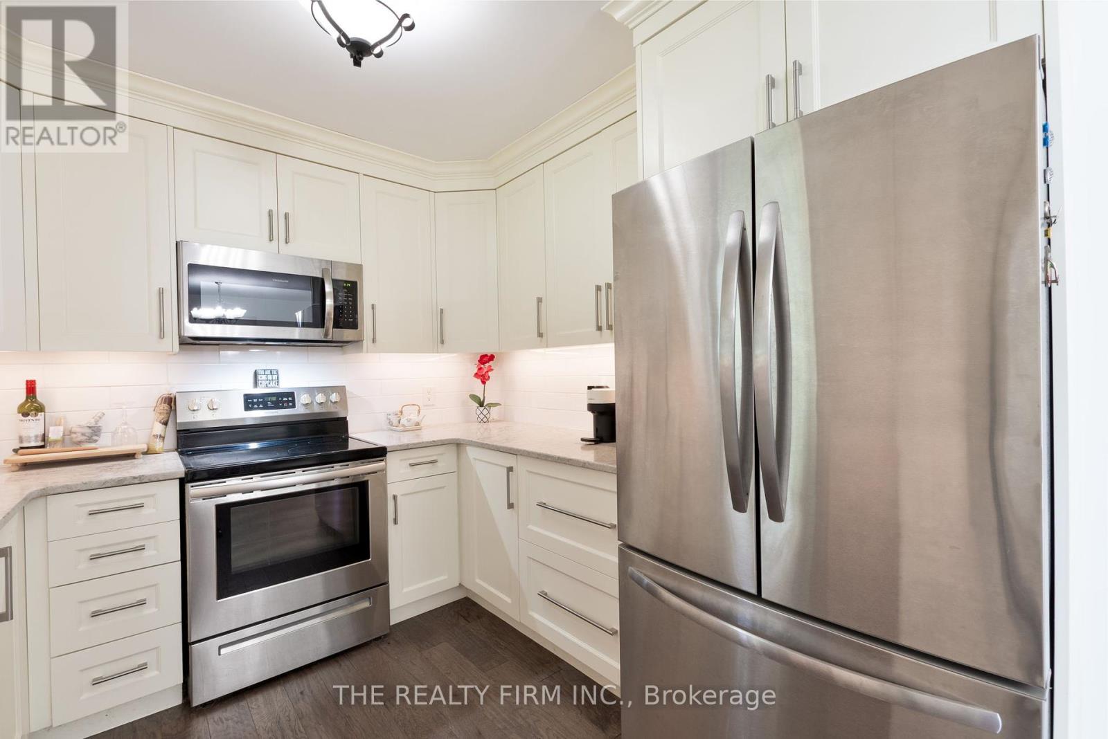Photo 6 of 6 Oakdale Place, Ingersoll ON