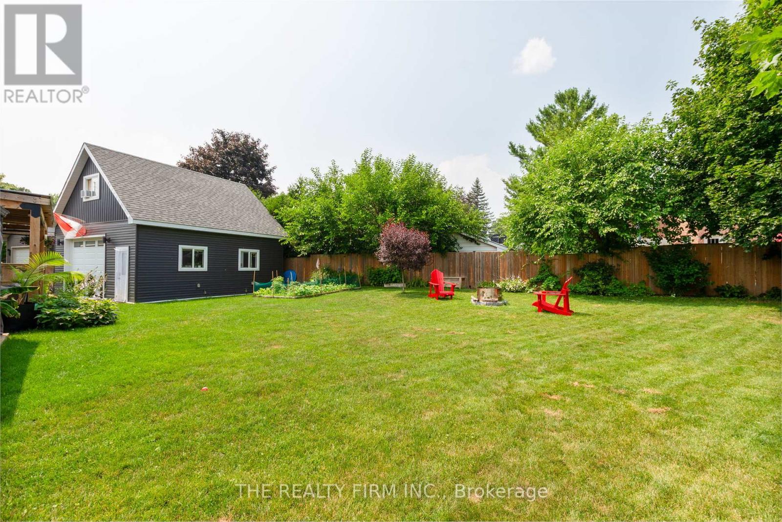 Photo 42 of 6 Oakdale Place, Ingersoll ON
