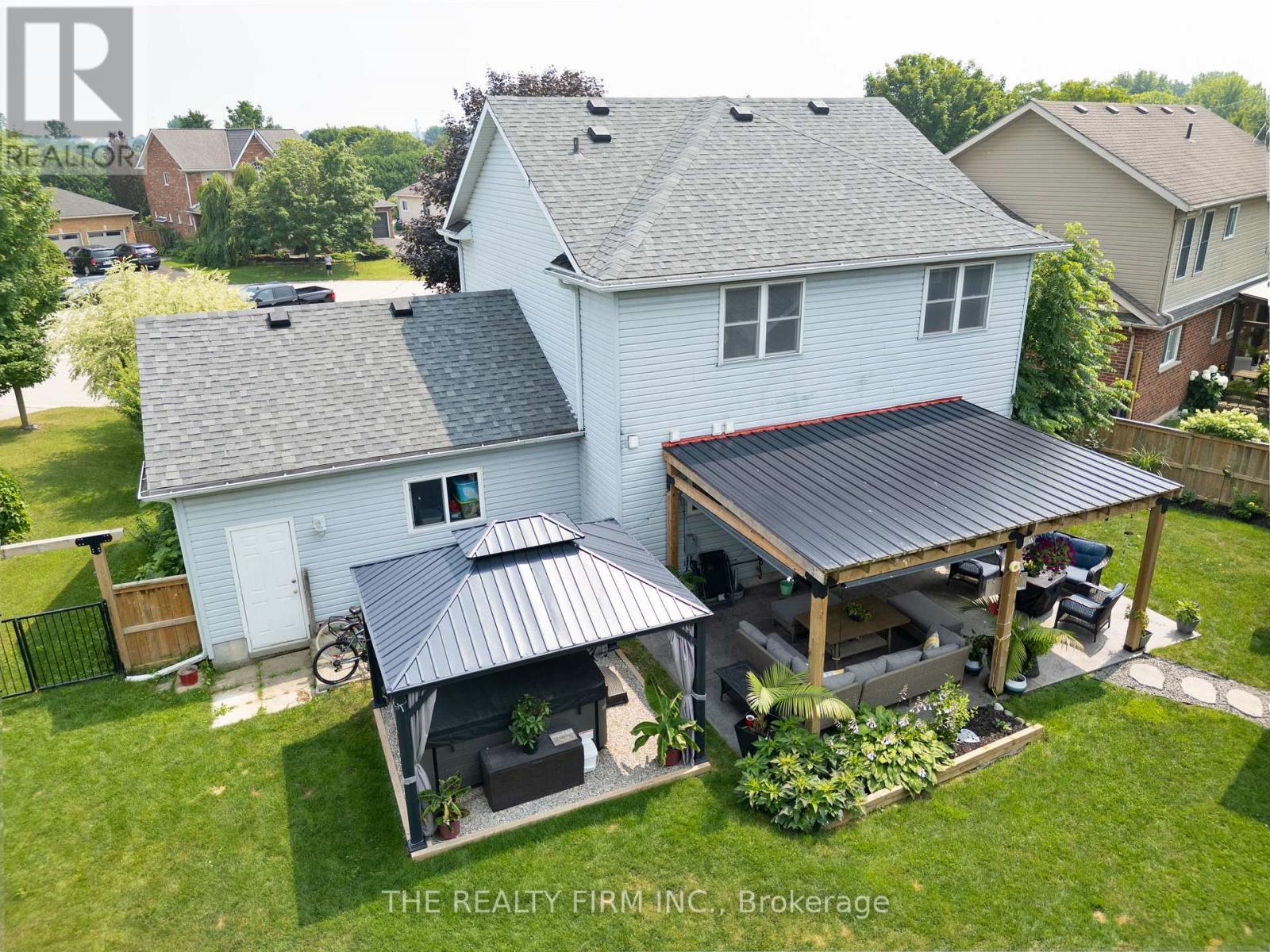 Photo 23 of 6 Oakdale Place, Ingersoll ON