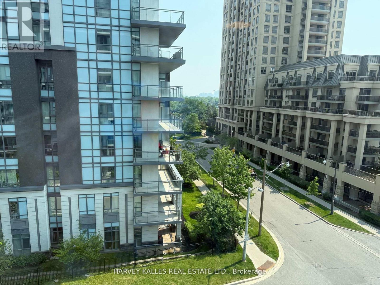 Photo 1 of 509 7 Kenaston Gardens, Toronto ON