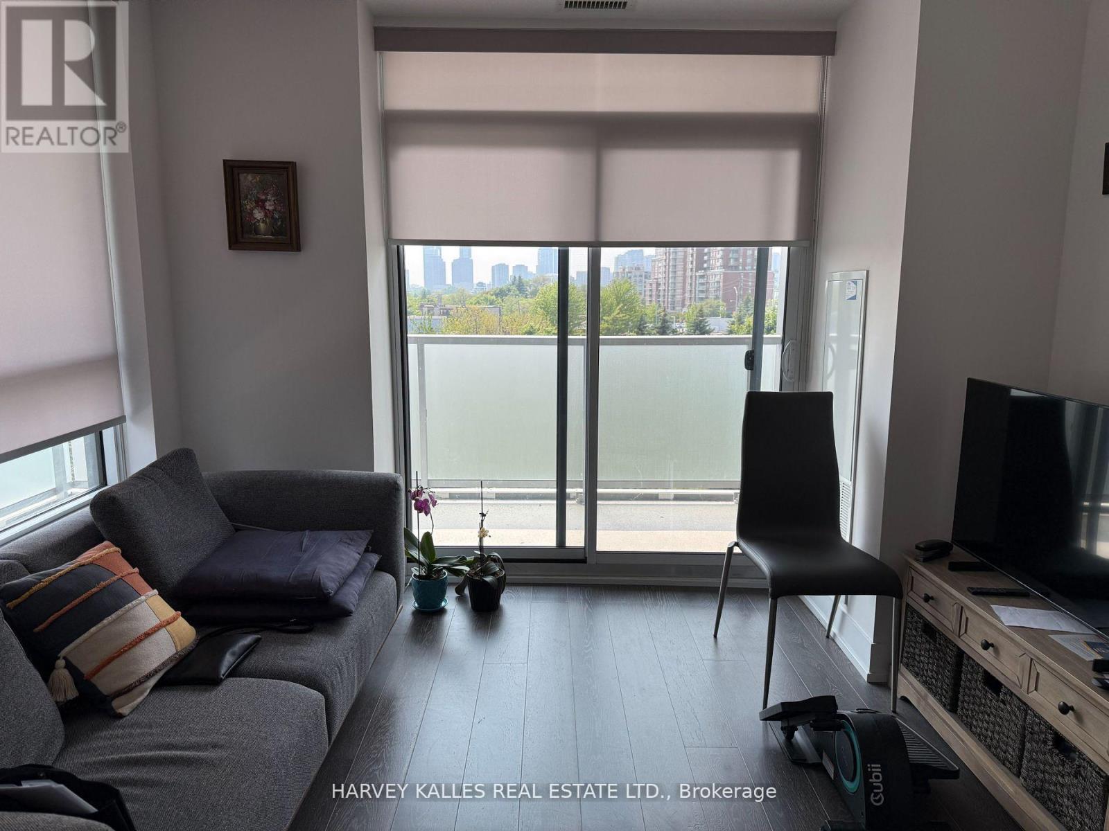 Photo 2 of 509 7 Kenaston Gardens, Toronto ON