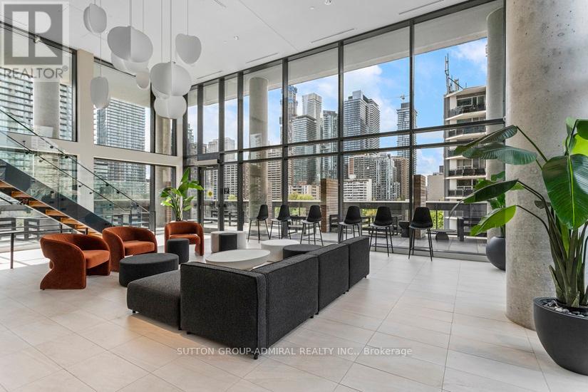 Photo 7 of 2104 81 Wellesley Street E, Toronto ON