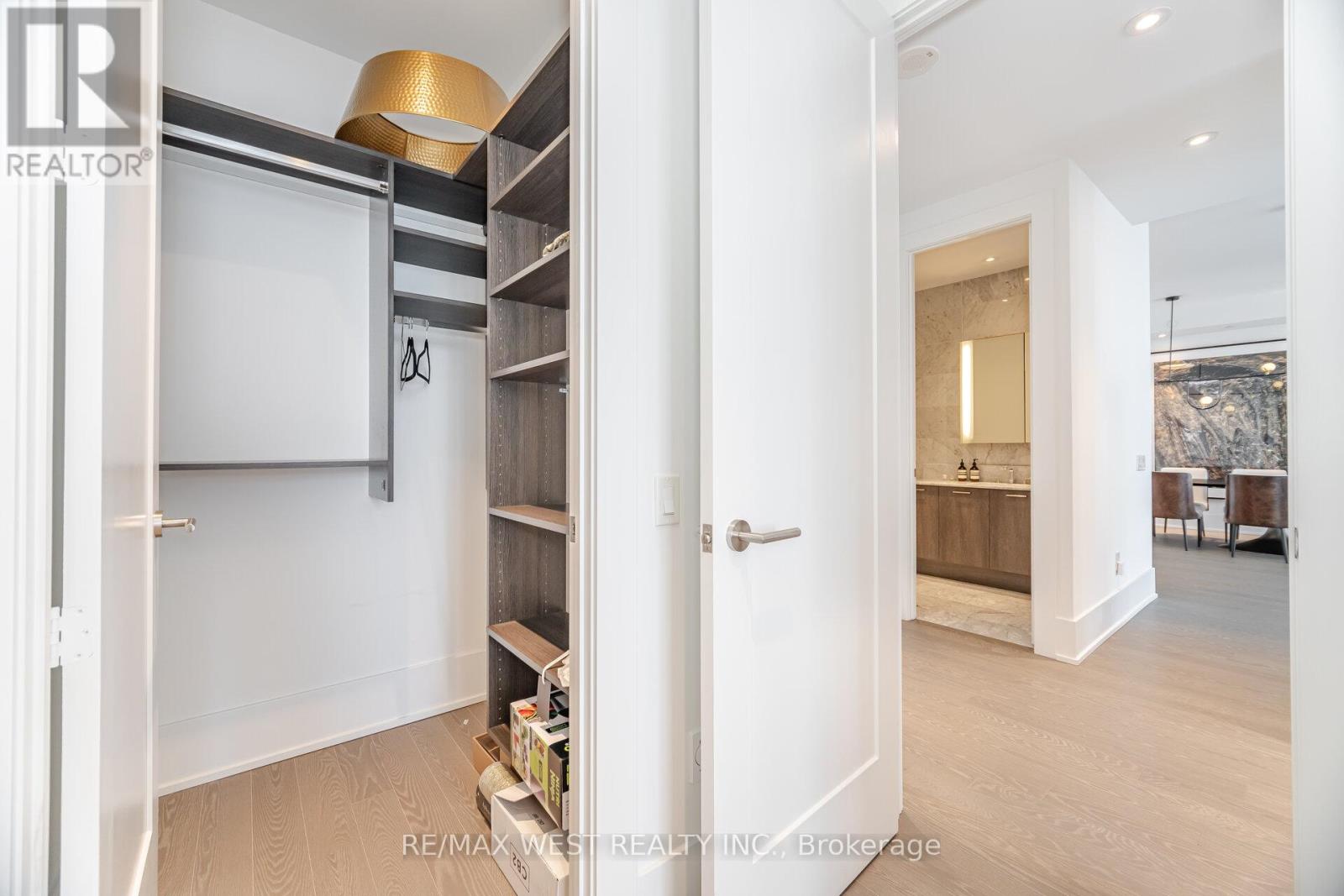 Photo 38 of 6712 10 York Street, Toronto ON