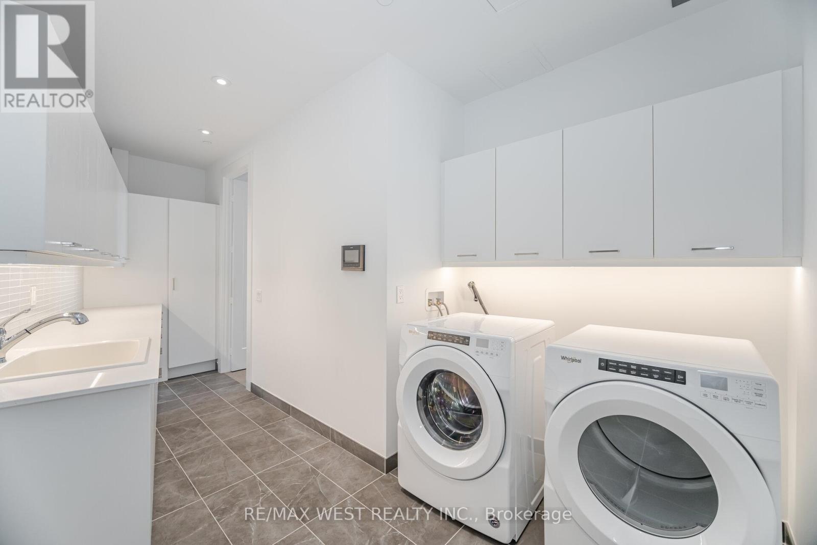 Photo 1 of 6712 10 York Street, Toronto ON