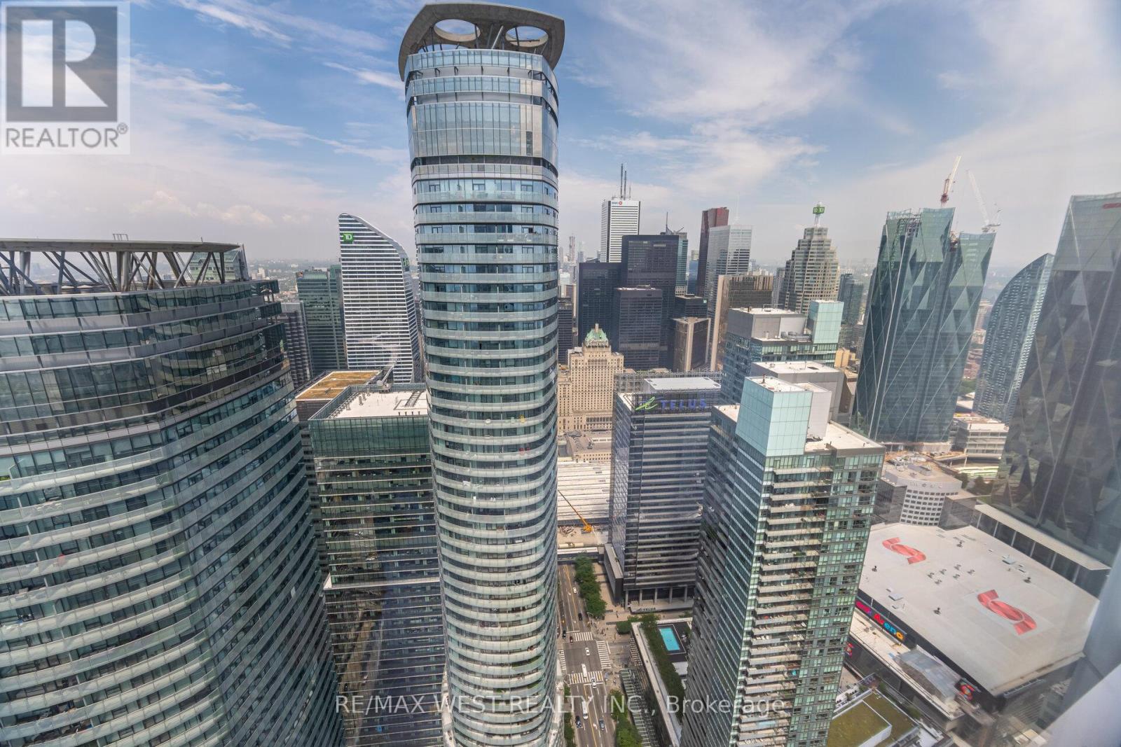 Photo 2 of 6712 10 York Street, Toronto ON
