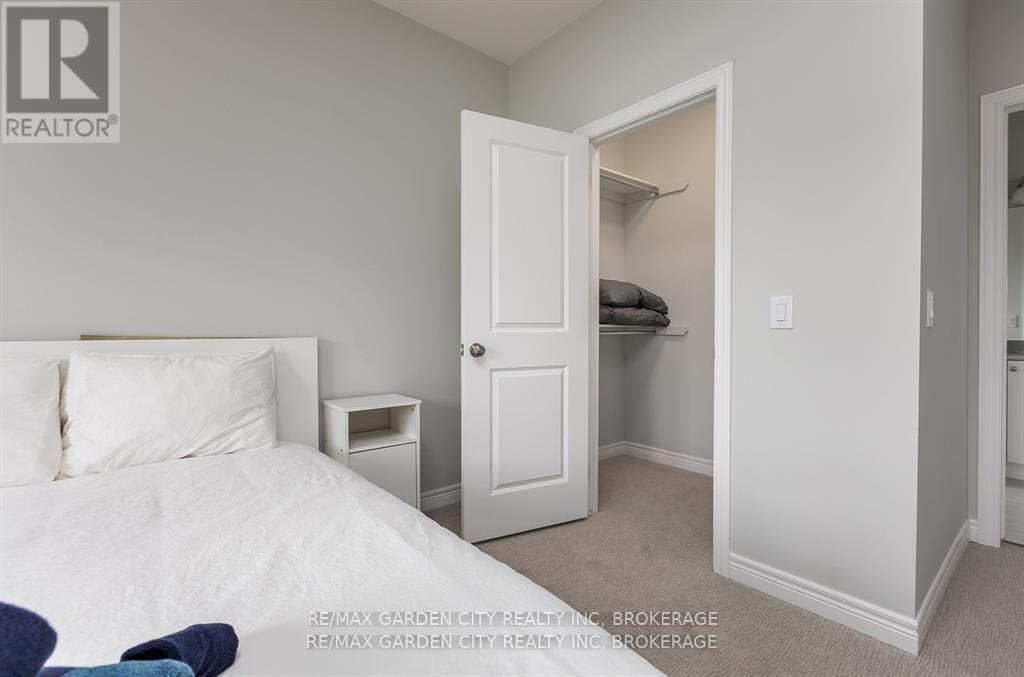 Photo 27 of 34 Bounty Avenue, Thorold ON