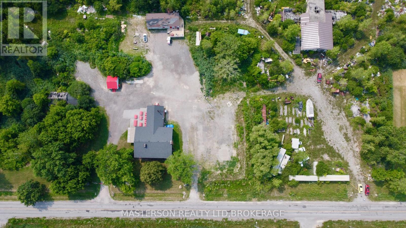 Photo 4 of 7863 Garner Road, Niagara Falls ON