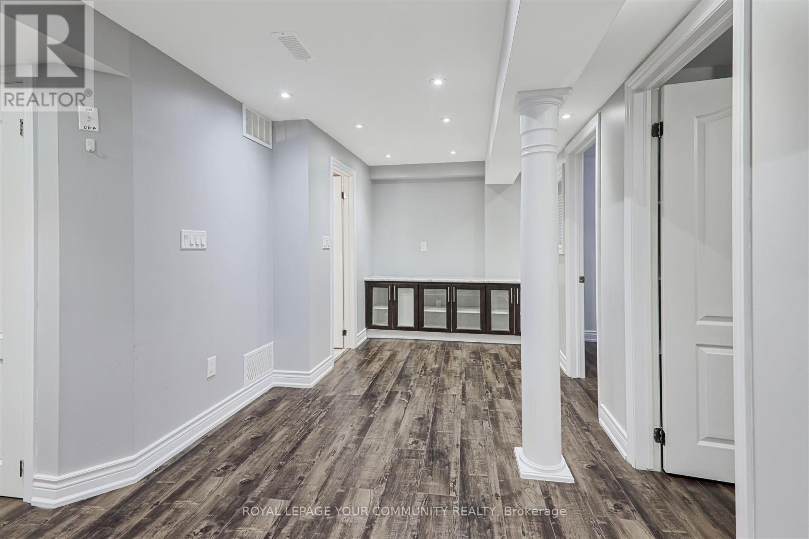 Photo 2 of Bsmt 86 Black Maple Crescent, Vaughan ON