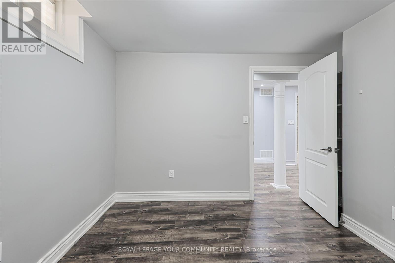 Photo 8 of Bsmt 86 Black Maple Crescent, Vaughan ON