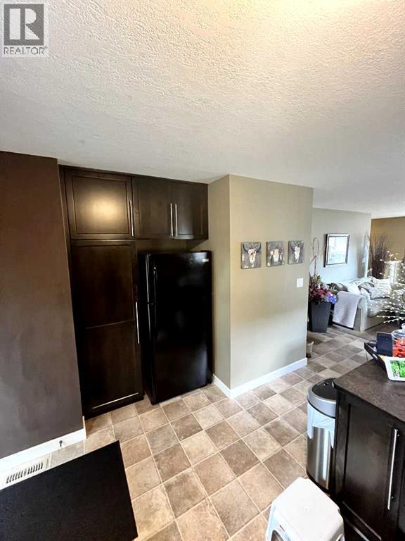 Photo 13 of H 5609 43 Street, Taber AB