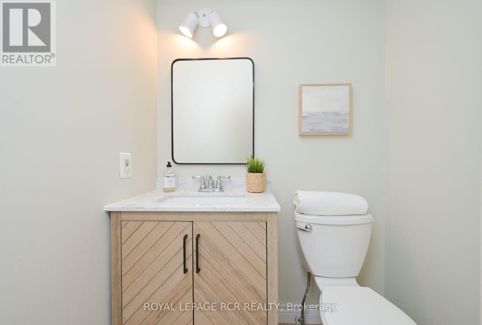 Photo 21 of 515 College Avenue, Orangeville ON