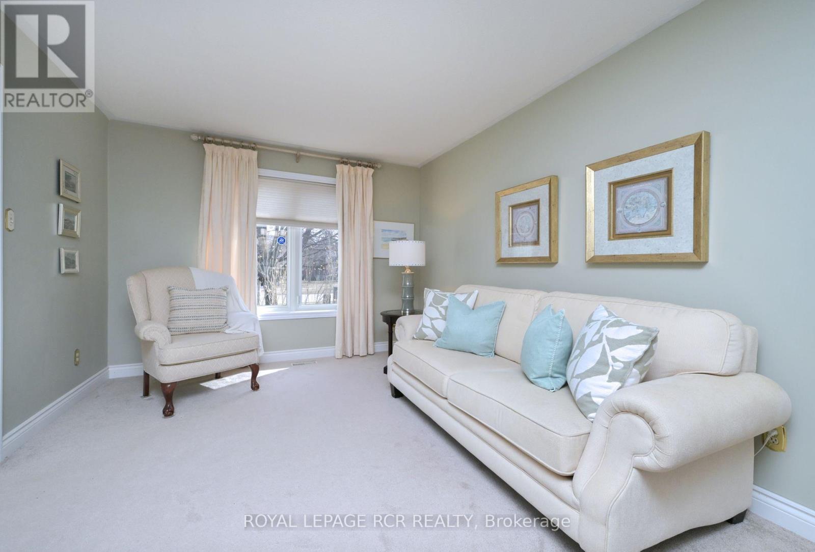 Photo 15 of 515 College Avenue, Orangeville ON