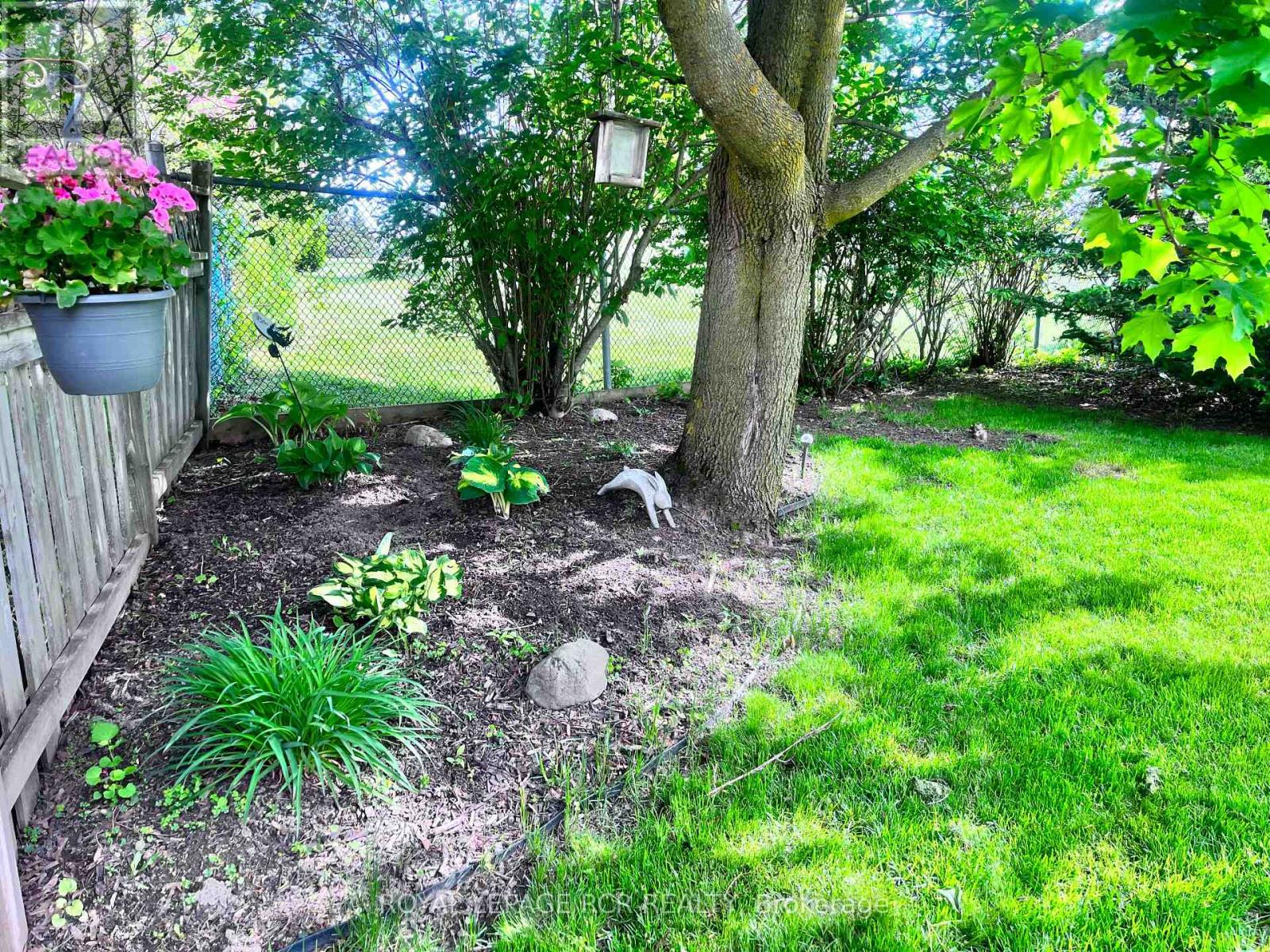 Photo 20 of 515 College Avenue, Orangeville ON