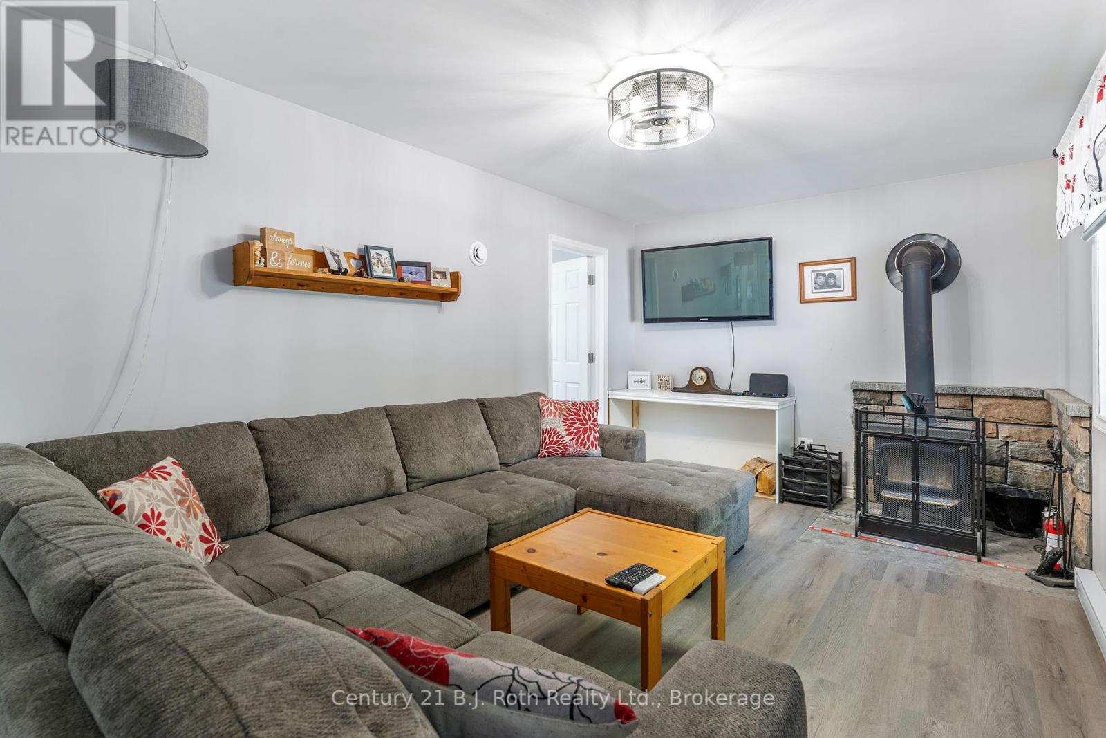 Photo 22 of 12664 Haliburton County Road 503, Highlands East ON