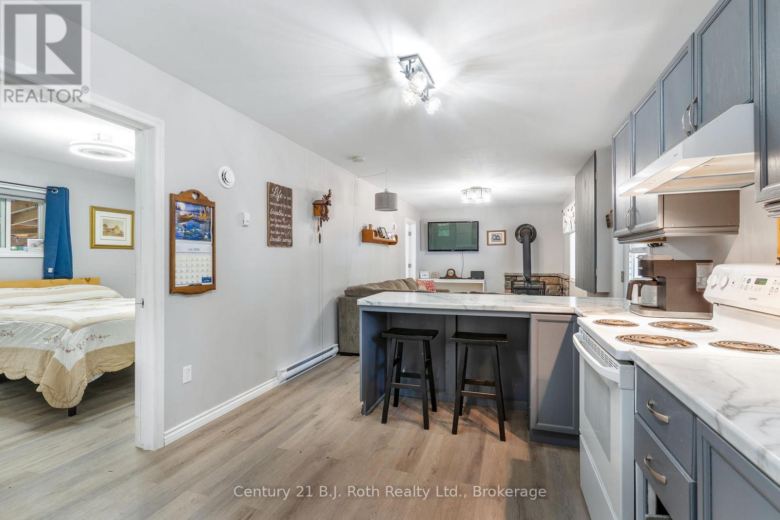 Photo 17 of 12664 Haliburton County Road 503, Highlands East ON
