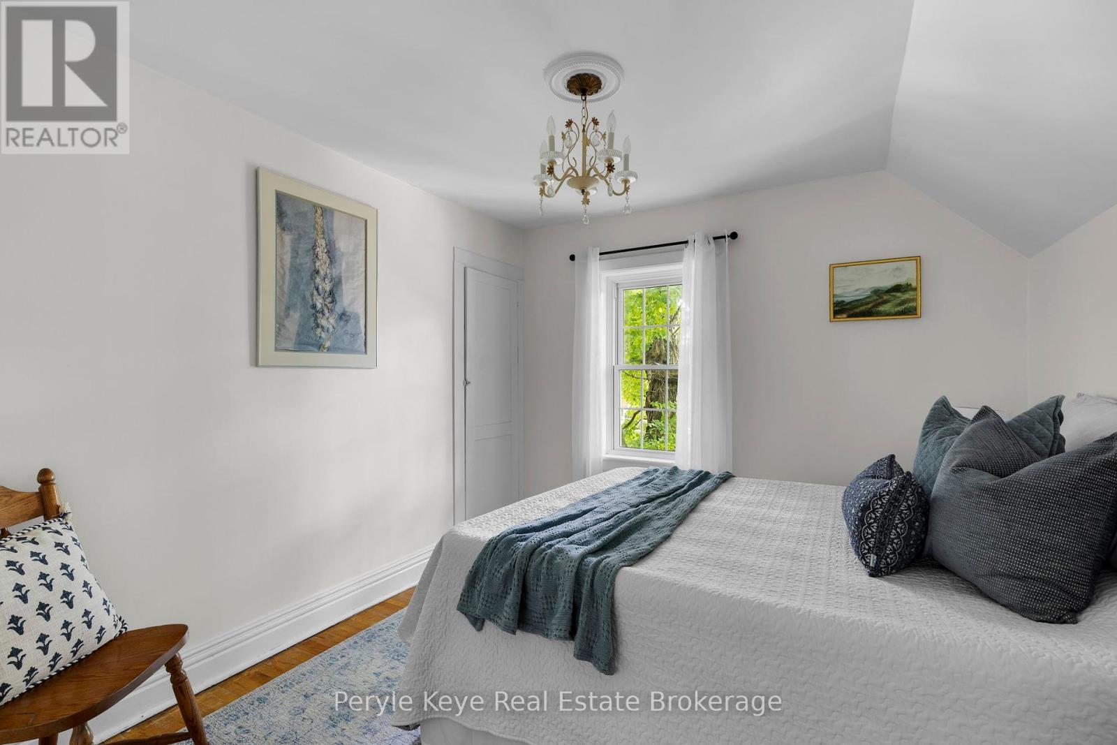 Photo 40 of 9 King Street, Bracebridge ON