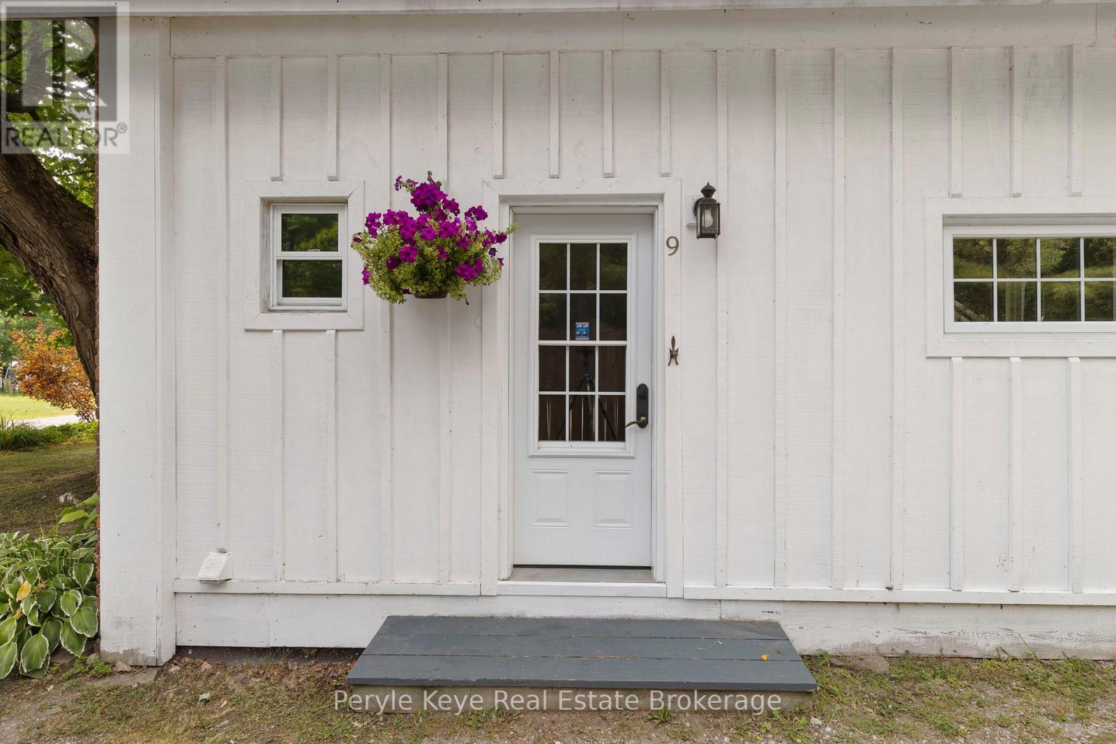 Photo 9 of 9 King Street, Bracebridge ON