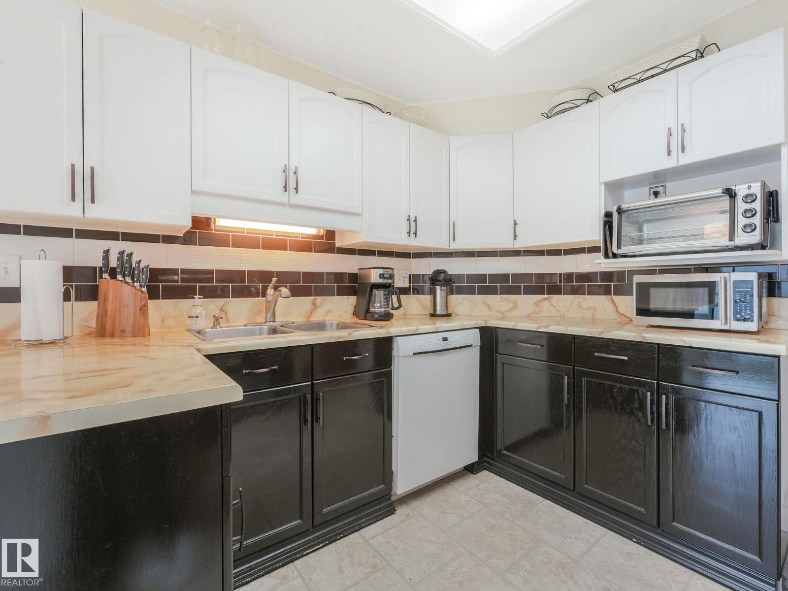 Photo 53 of 37 2911 36 St Nw, Edmonton AB