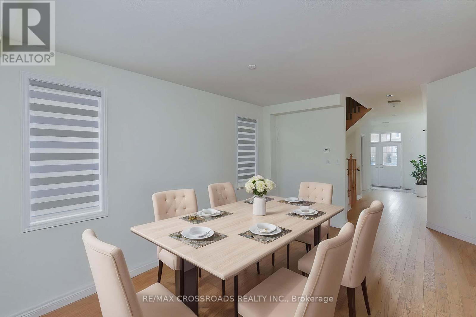 Photo 23 of 26 Kambalda Road N, Brampton ON