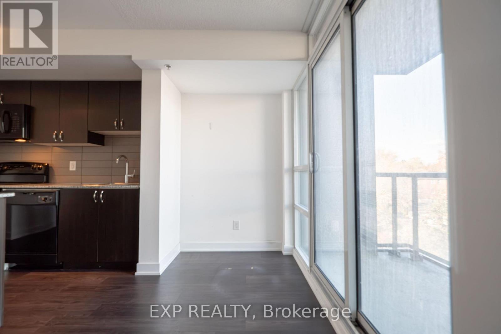 Photo 25 of 417 11 Superior Avenue, Toronto ON