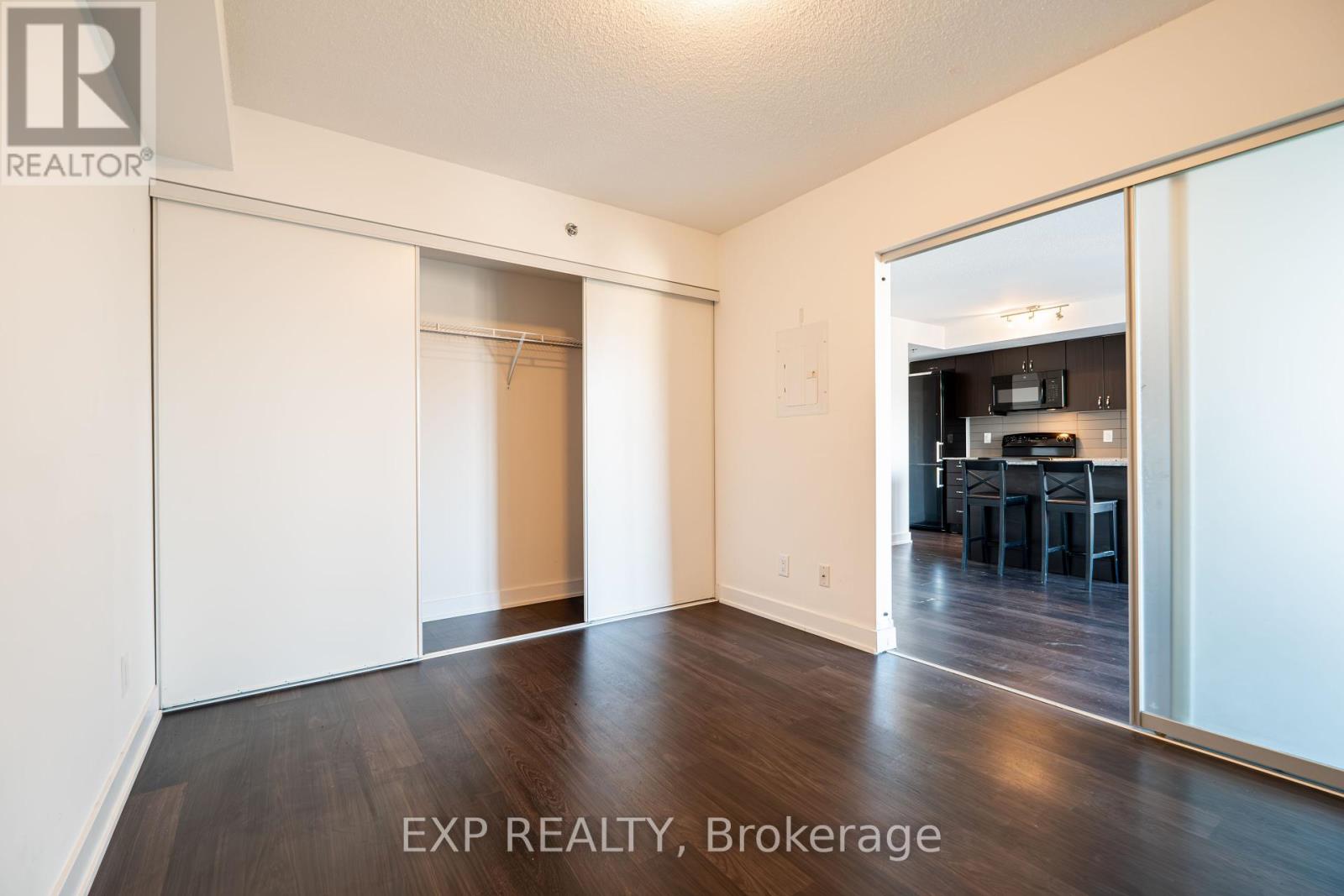 Photo 9 of 417 11 Superior Avenue, Toronto ON