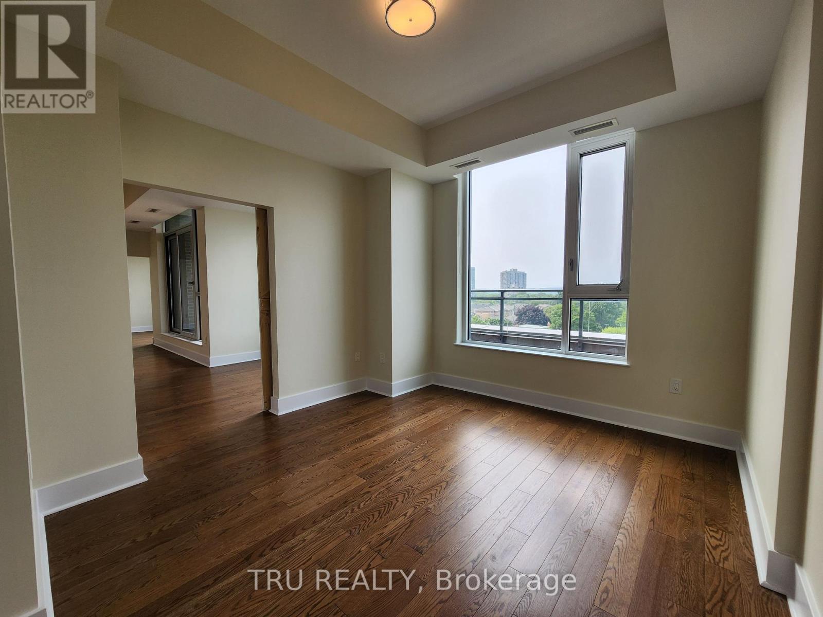 Photo 45 of 609 101 Richmond Road, Ottawa ON