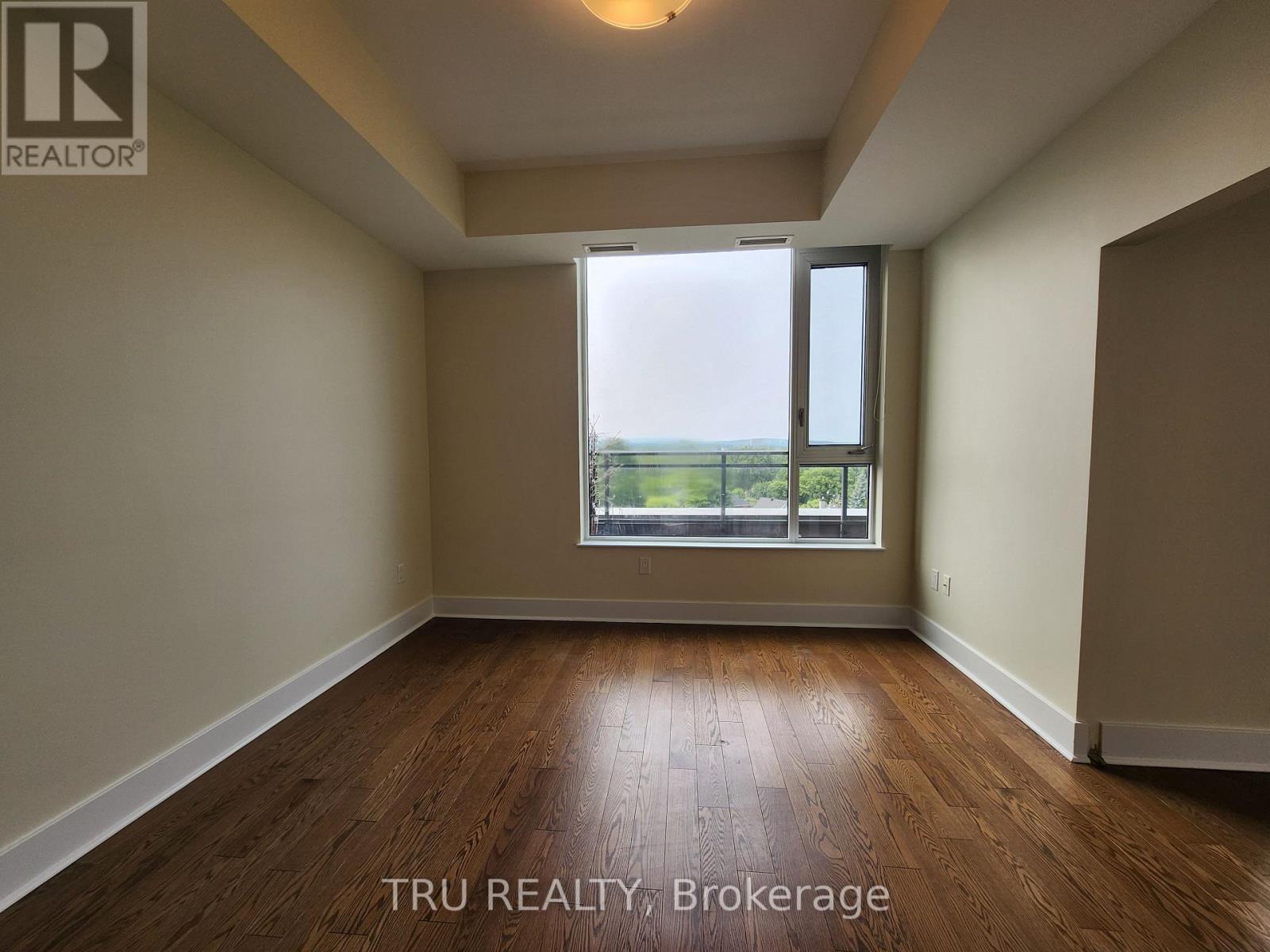 Photo 20 of 609 101 Richmond Road, Ottawa ON