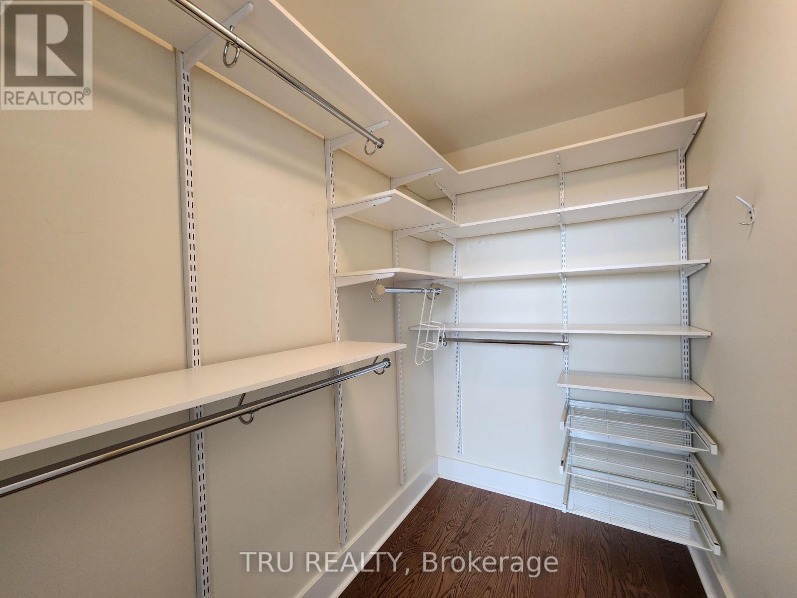 Photo 22 of 609 101 Richmond Road, Ottawa ON