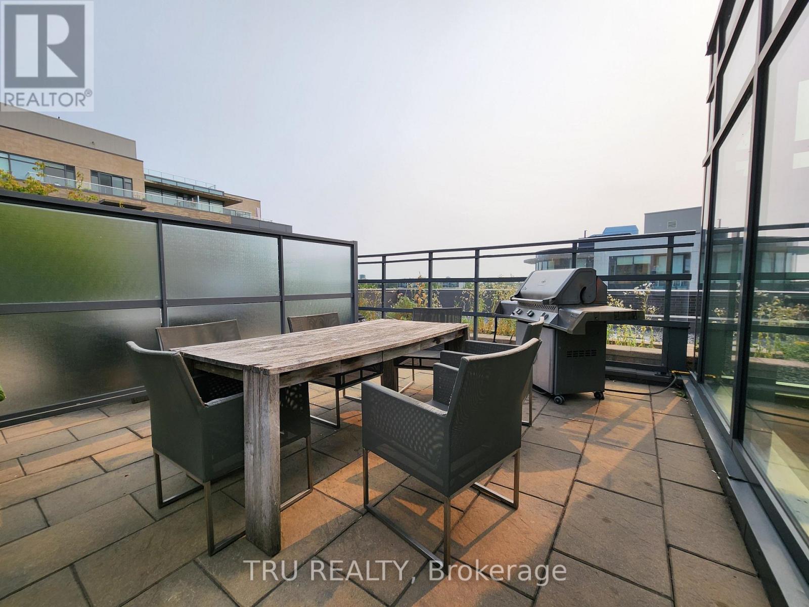 Photo 17 of 609 101 Richmond Road, Ottawa ON