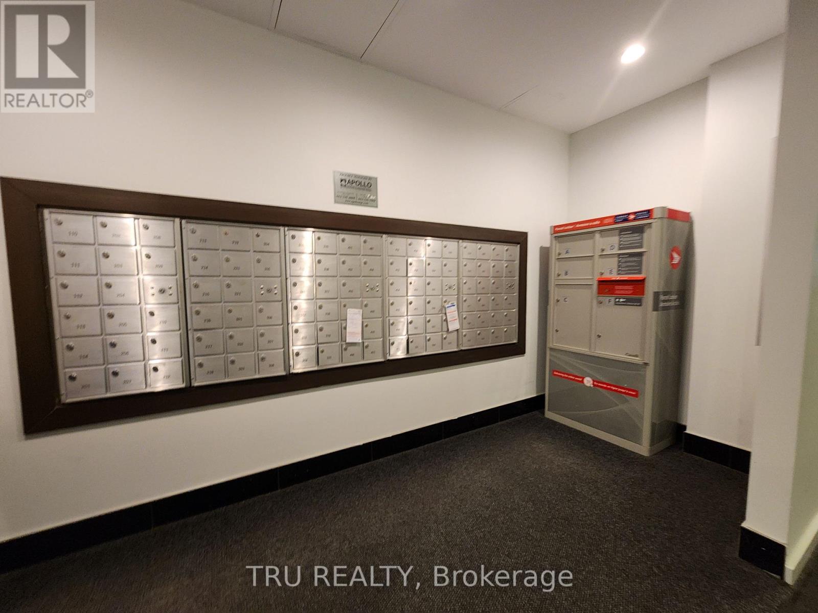 Photo 36 of 609 101 Richmond Road, Ottawa ON