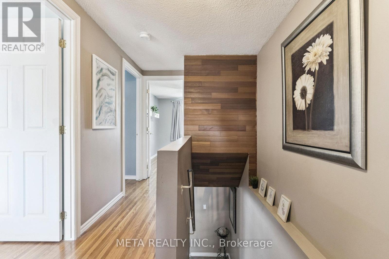 Photo 18 of 159 St Andrews Drive, Hamilton ON