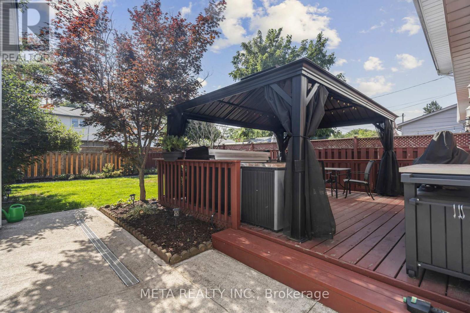 Photo 30 of 159 St Andrews Drive, Hamilton ON