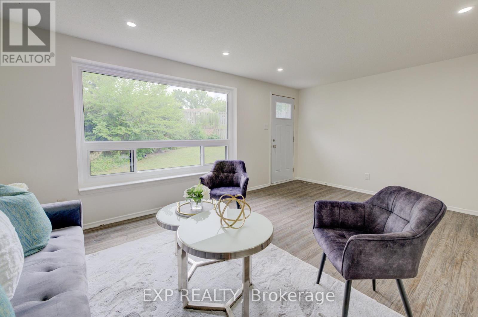 Photo 10 of 9 280 Thaler Avenue, Kitchener ON