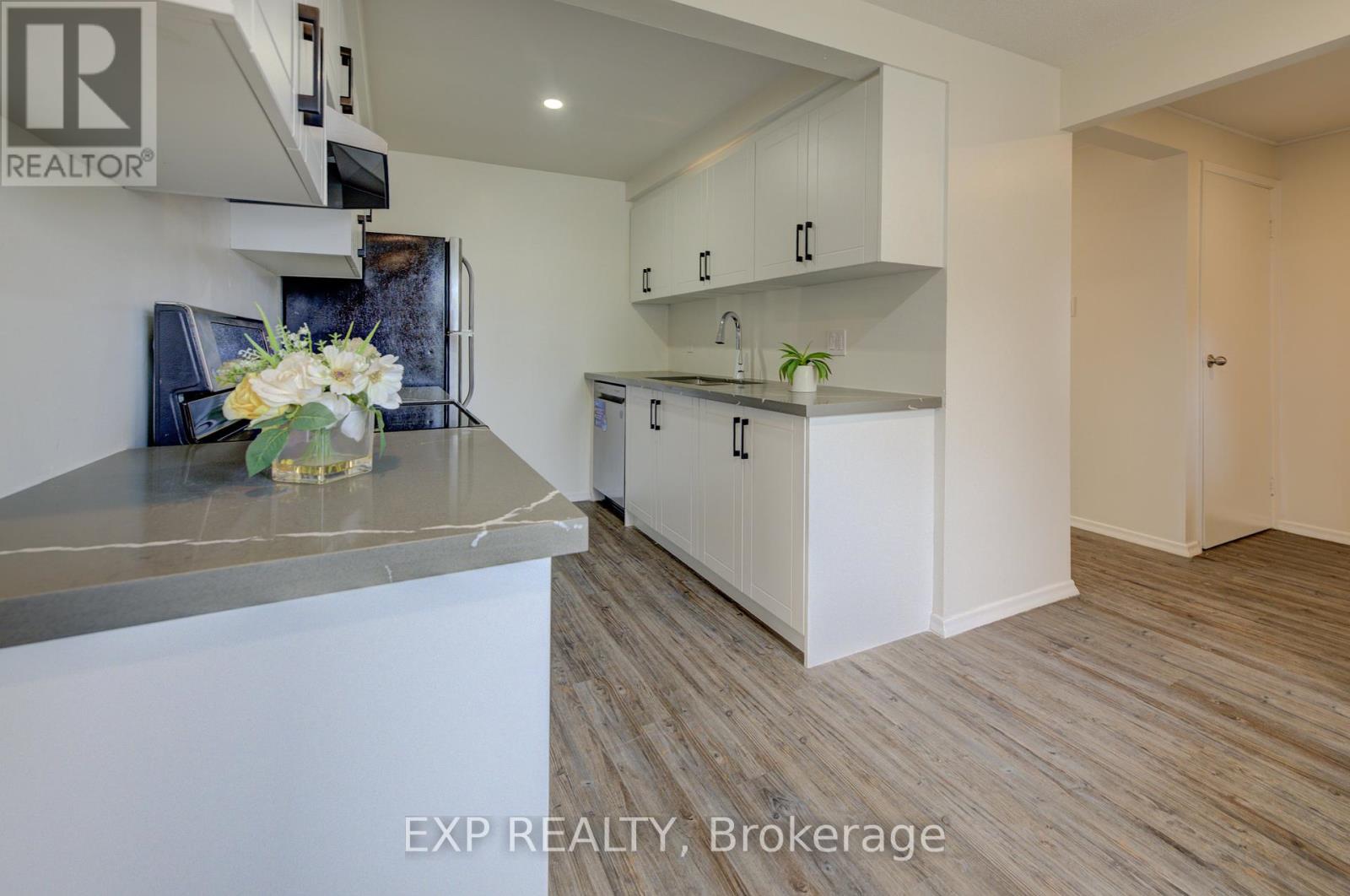 Photo 9 of 9 280 Thaler Avenue, Kitchener ON