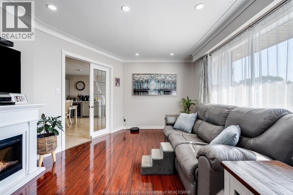 Photo 46 of 111 Danforth Avenue, Leamington ON
