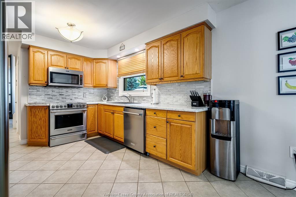 Photo 32 of 111 Danforth Avenue, Leamington ON