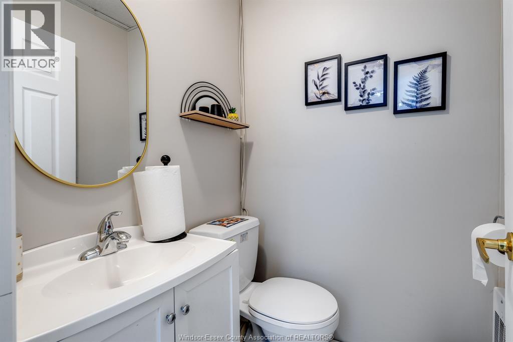 Photo 16 of 111 Danforth Avenue, Leamington ON
