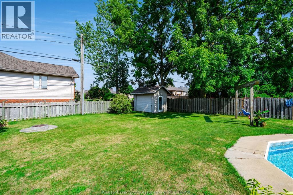 Photo 7 of 111 Danforth Avenue, Leamington ON