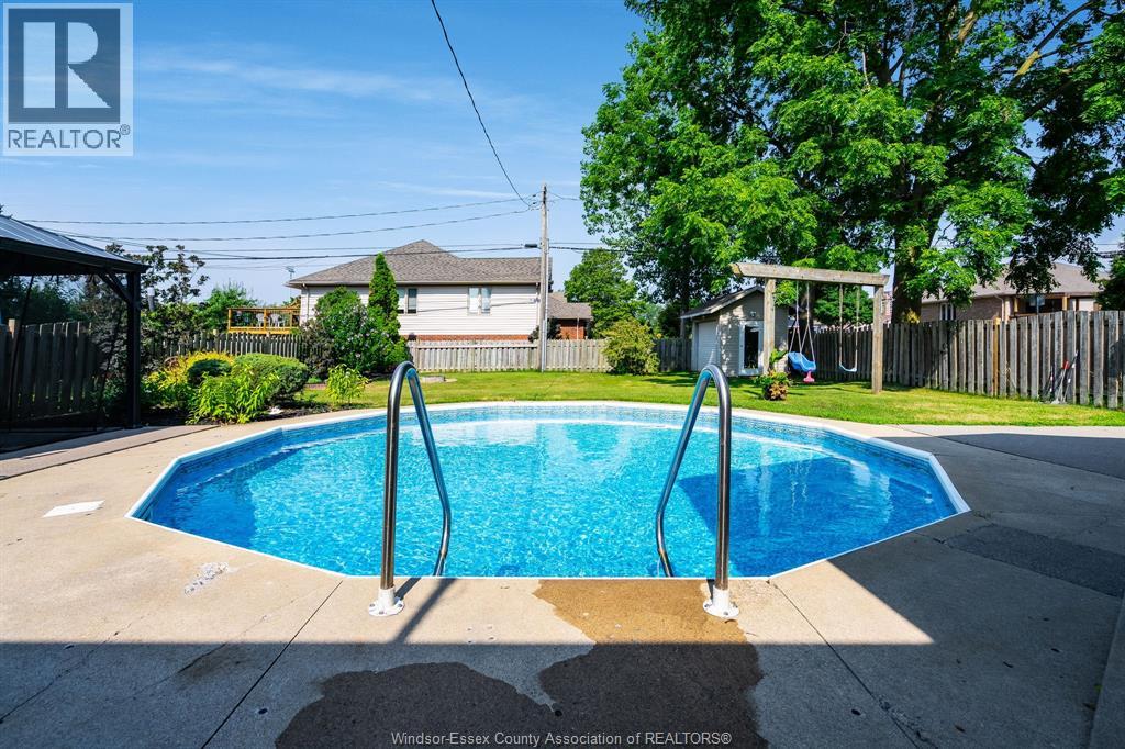 Photo 2 of 111 Danforth Avenue, Leamington ON