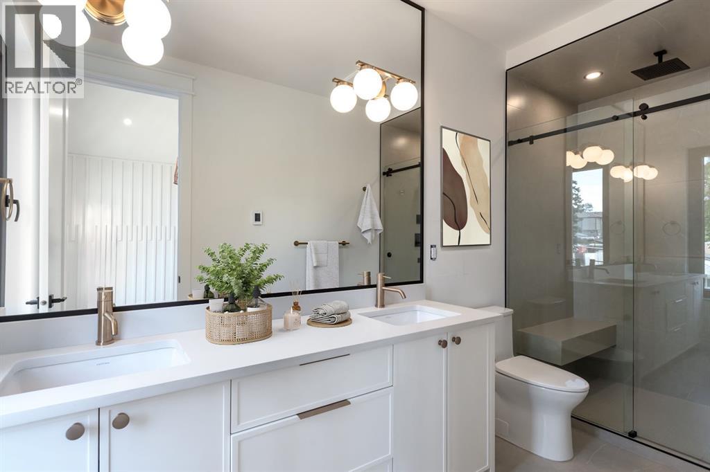 Single Family House for Sale in   Avenue SW Glenbrook Calgary 
