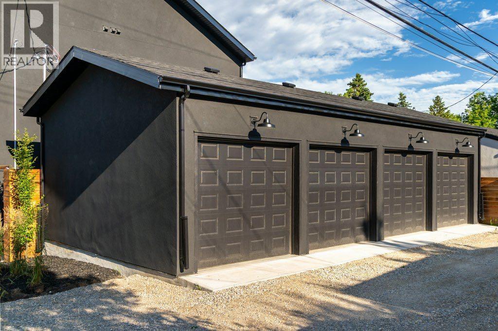 Single Family House for Sale in   Avenue SW Glenbrook Calgary 