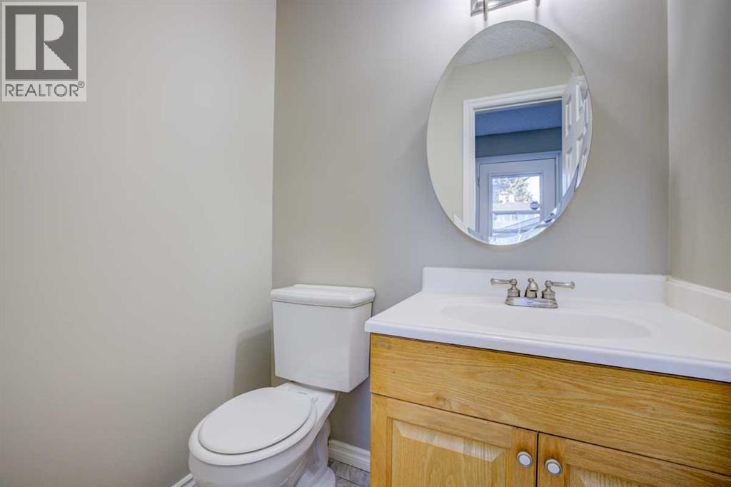 Single Family House for Sale in  Erin Woods Drive SE Erin Woods Calgary 